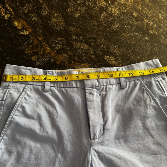 Vince Women’s Sky Blue Cotton Stretch Bermuda Shorts – Size 4 - Picture 4 of 5